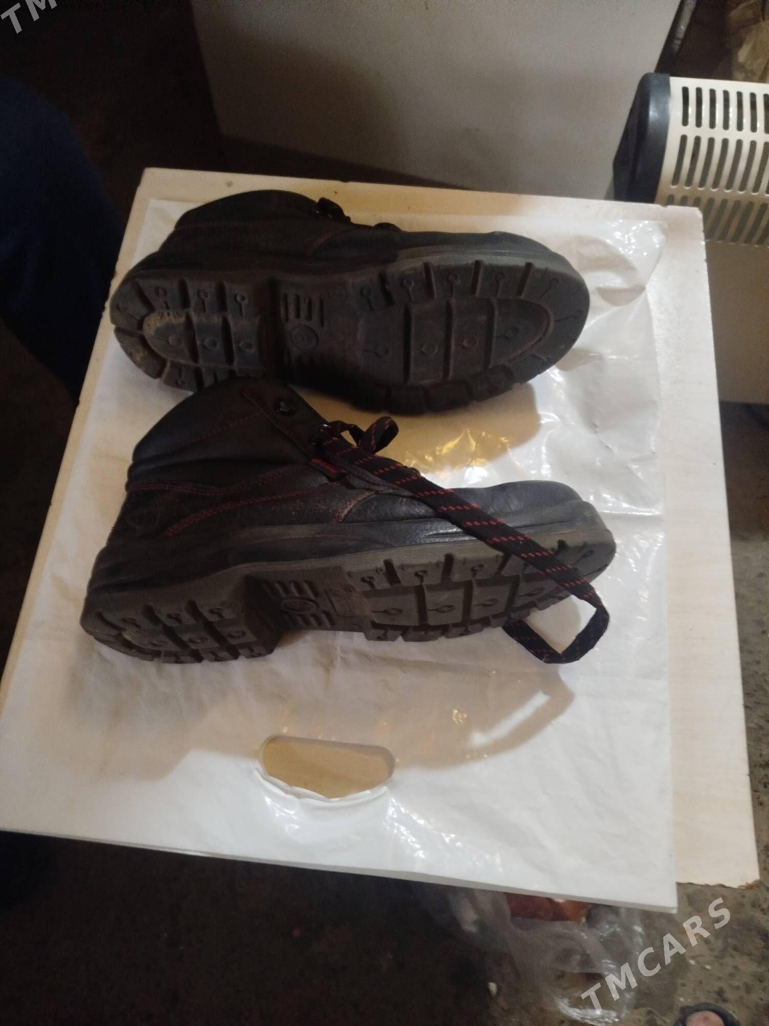 BOTY KÖWŪŞ. СПЕЦ. БОТЫ - Ким район - img 1