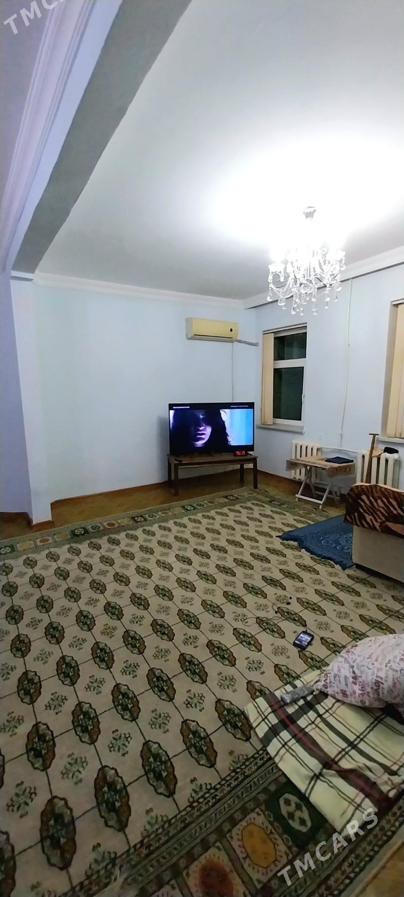 Şa ýoly Ýimpaş öňi pol elitka - Досааф - img 1