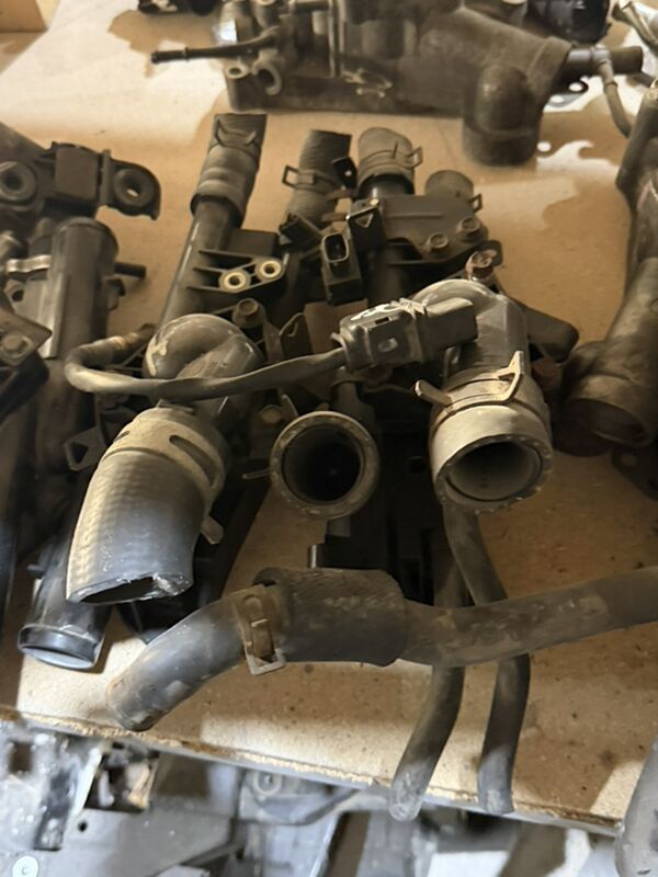 Termostat korpus Hyundai 1 TMT - Aşgabat - img 1