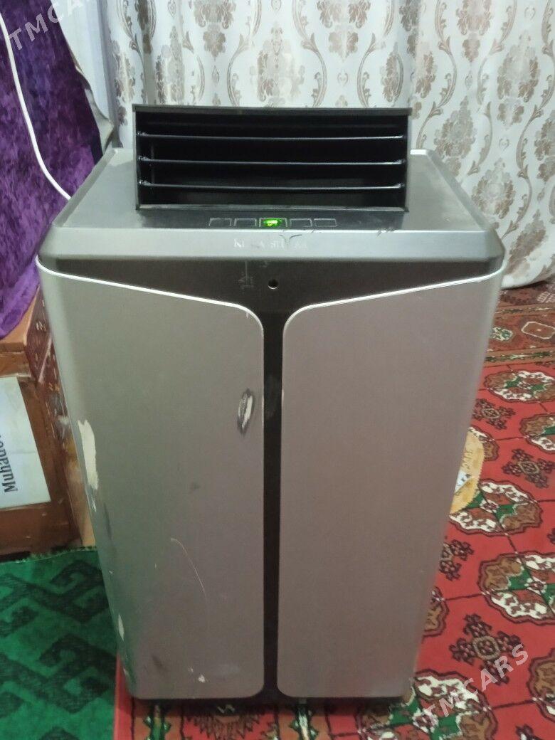 Kandisener - Mary - img 1