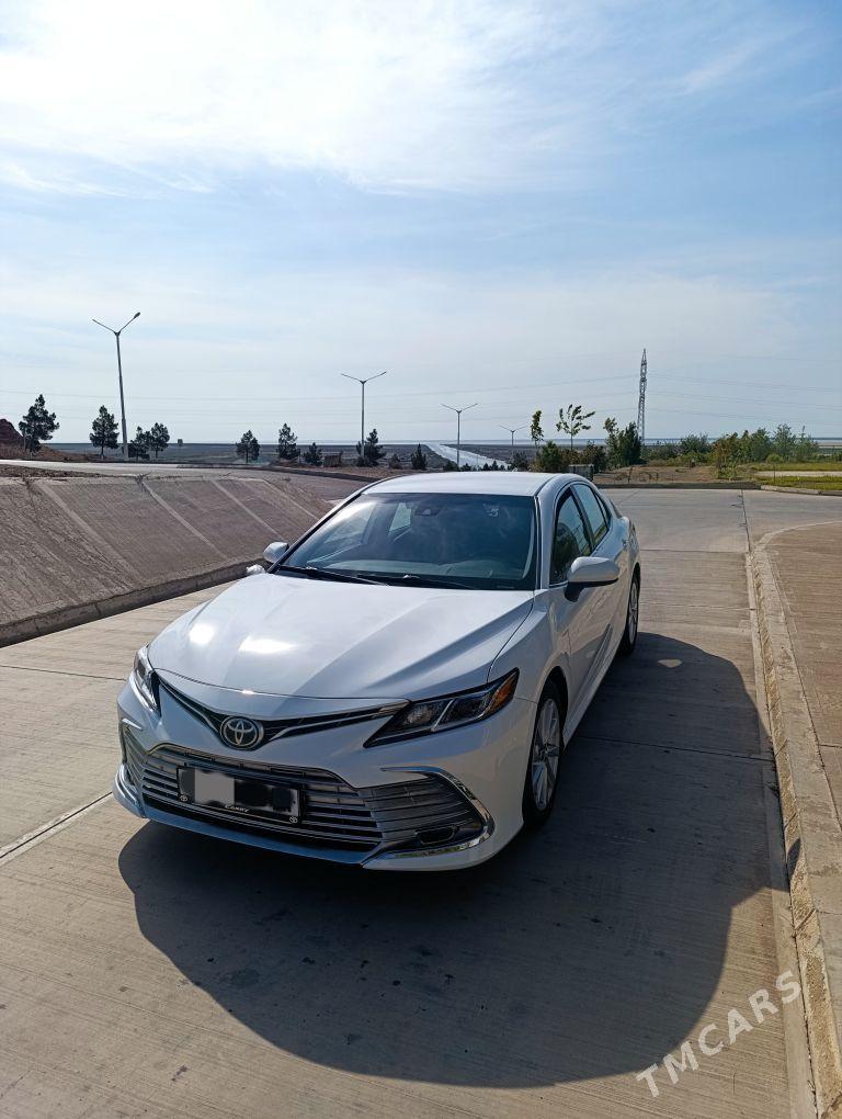 Toyota Camry 2021 - 305 000 TMT - Туркменбаши - img 1