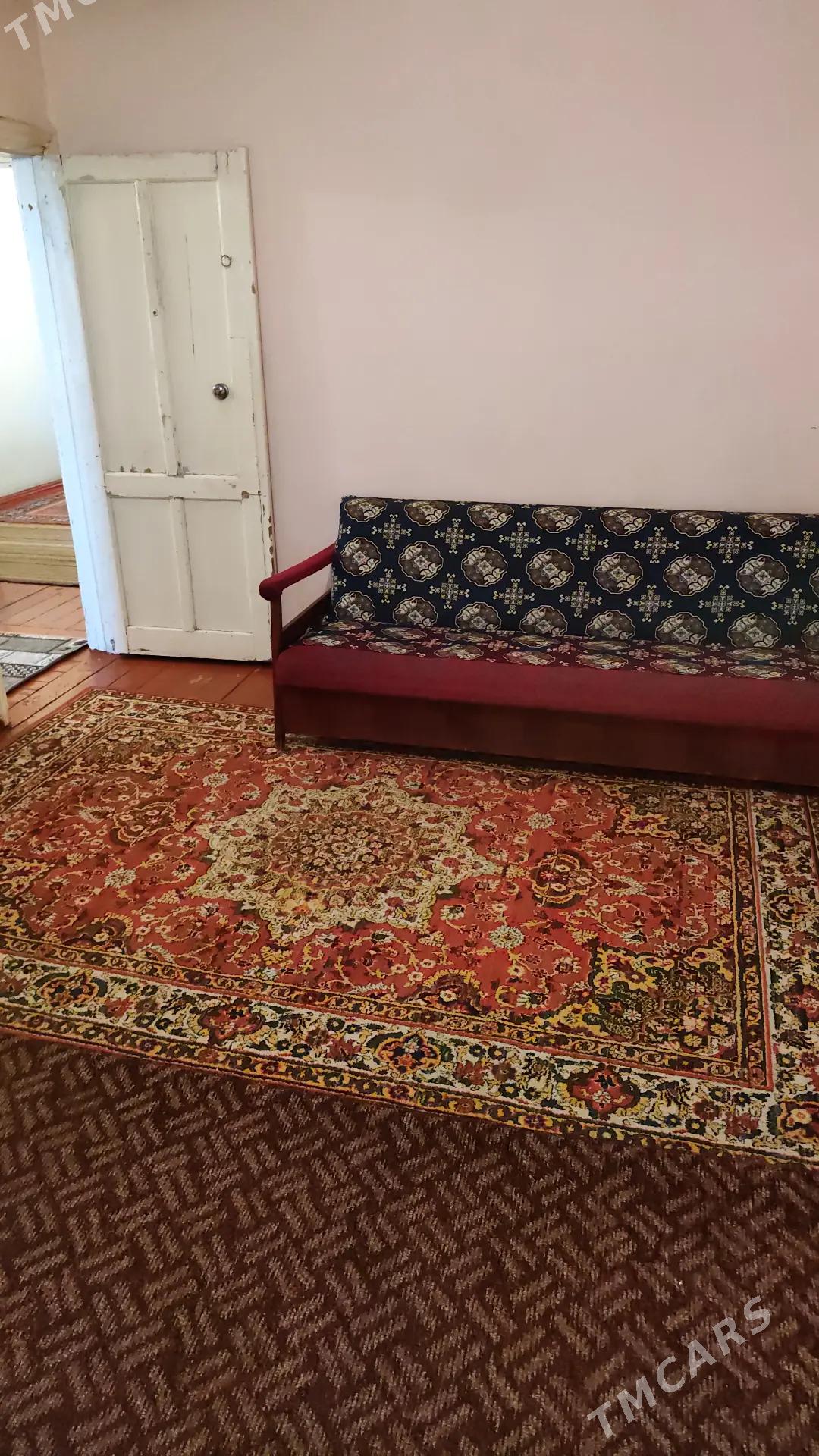 arenda jay - Mary - img 1