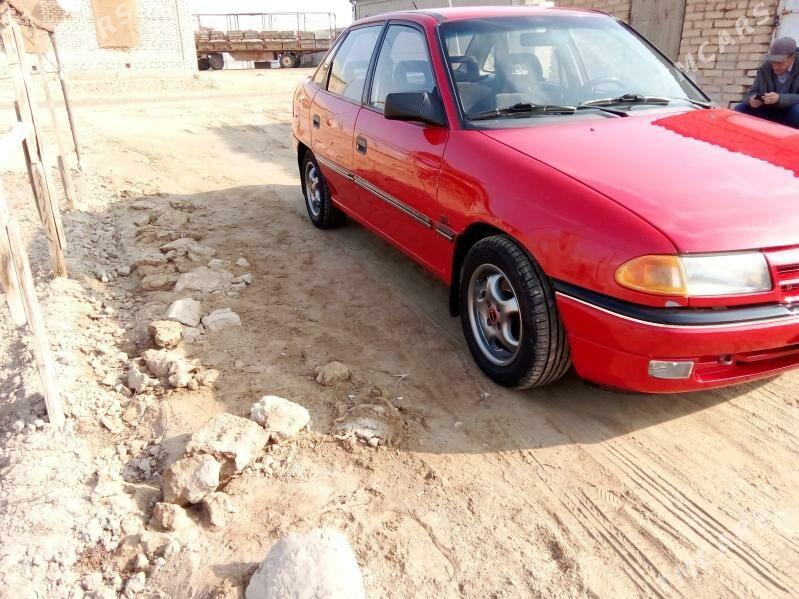 Opel Astra 1993 - 53 000 TMT - Мары - img 1