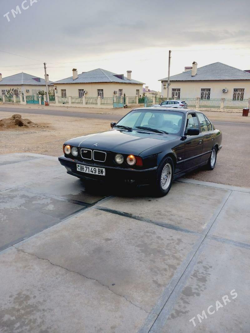 BMW 525 1995 - 70 000 TMT - Balkanabat - img 1