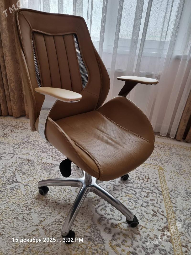 kreslo - Гуртли - img 1