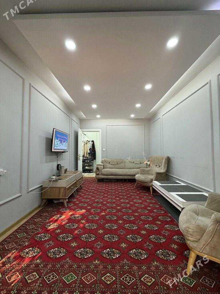 11mkr, 1 etaj, 2komn - 11 мкр - img 1