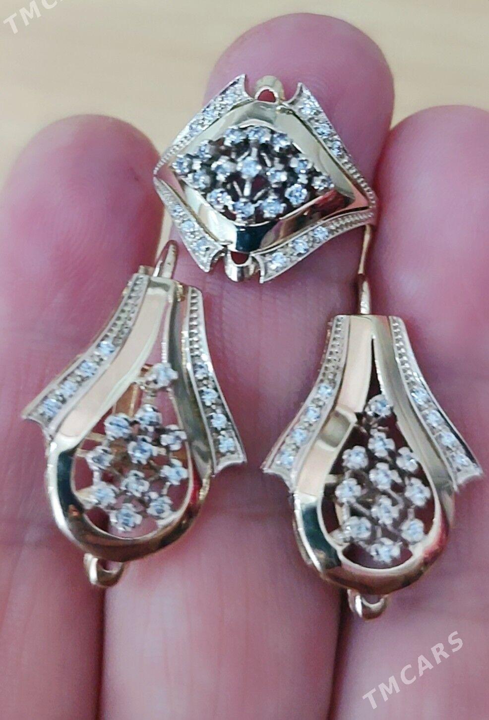 gyzyl komplekt - Aşgabat - img 1