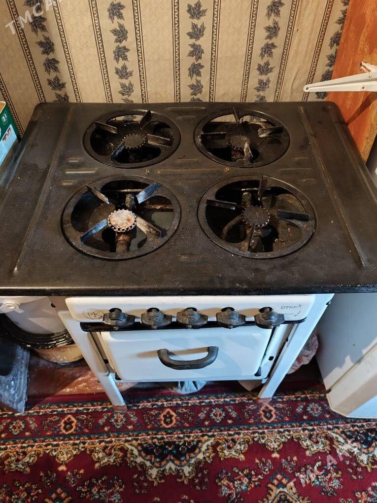 kone gaz plita orsynky şkaf bn - Büzmeýin GRES - img 1