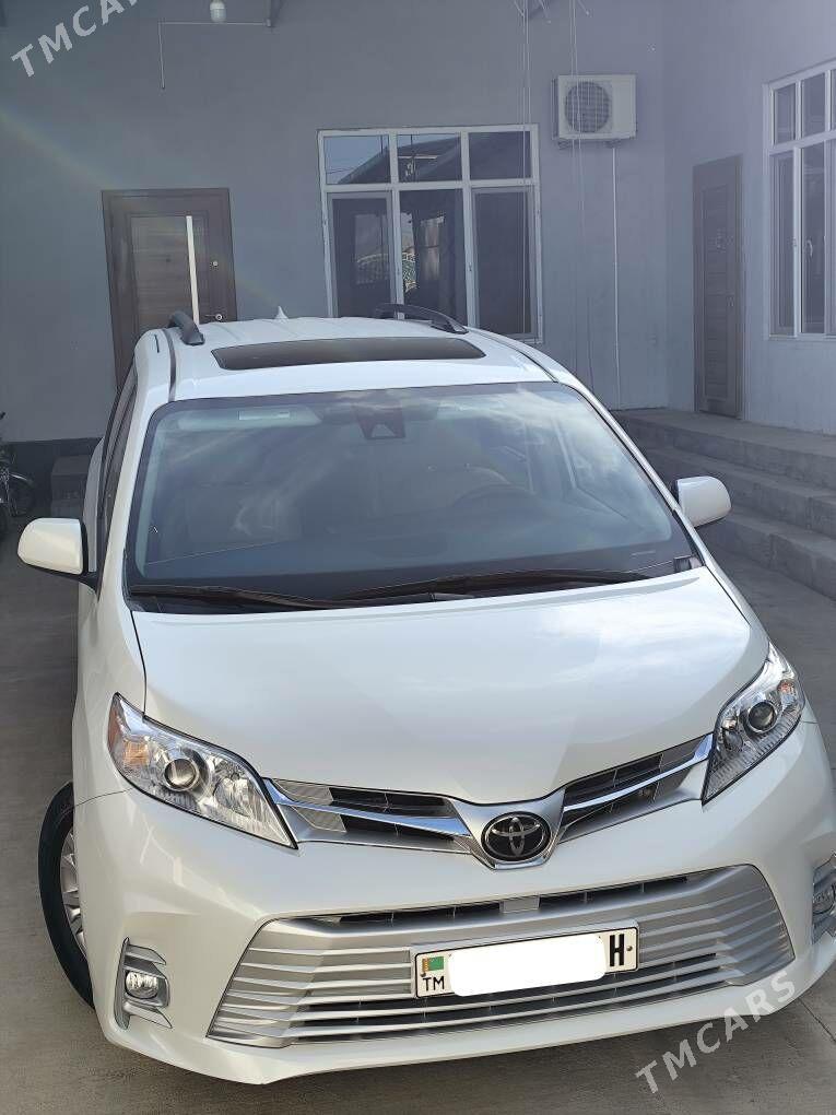 Toyota Sienna 2019 - 598 000 TMT - Анев - img 1