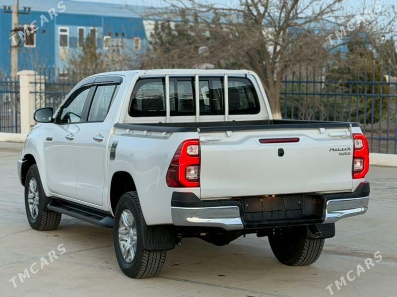 Toyota Hilux 2025 - 619 000 TMT - Ашхабад - img 1