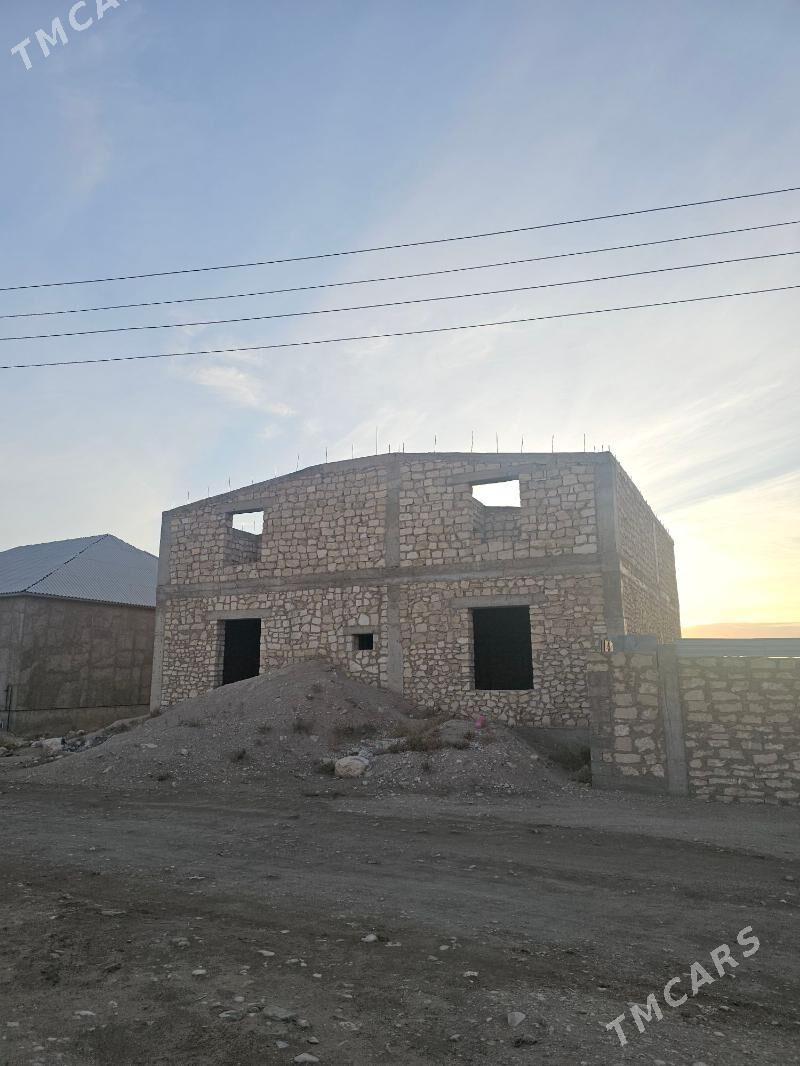 Nebitci 32 jaý - Балканабат - img 1