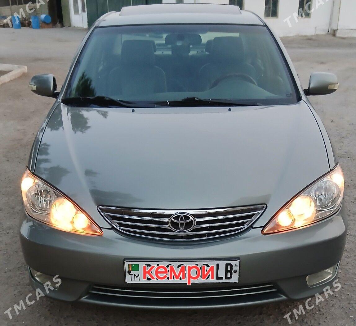 Toyota Camry 2005 - 260 000 TMT - Çärjew - img 1