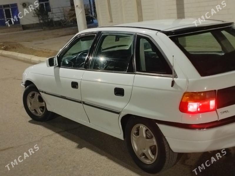 Opel Astra 1992 - 38 000 TMT - Дашогуз - img 1
