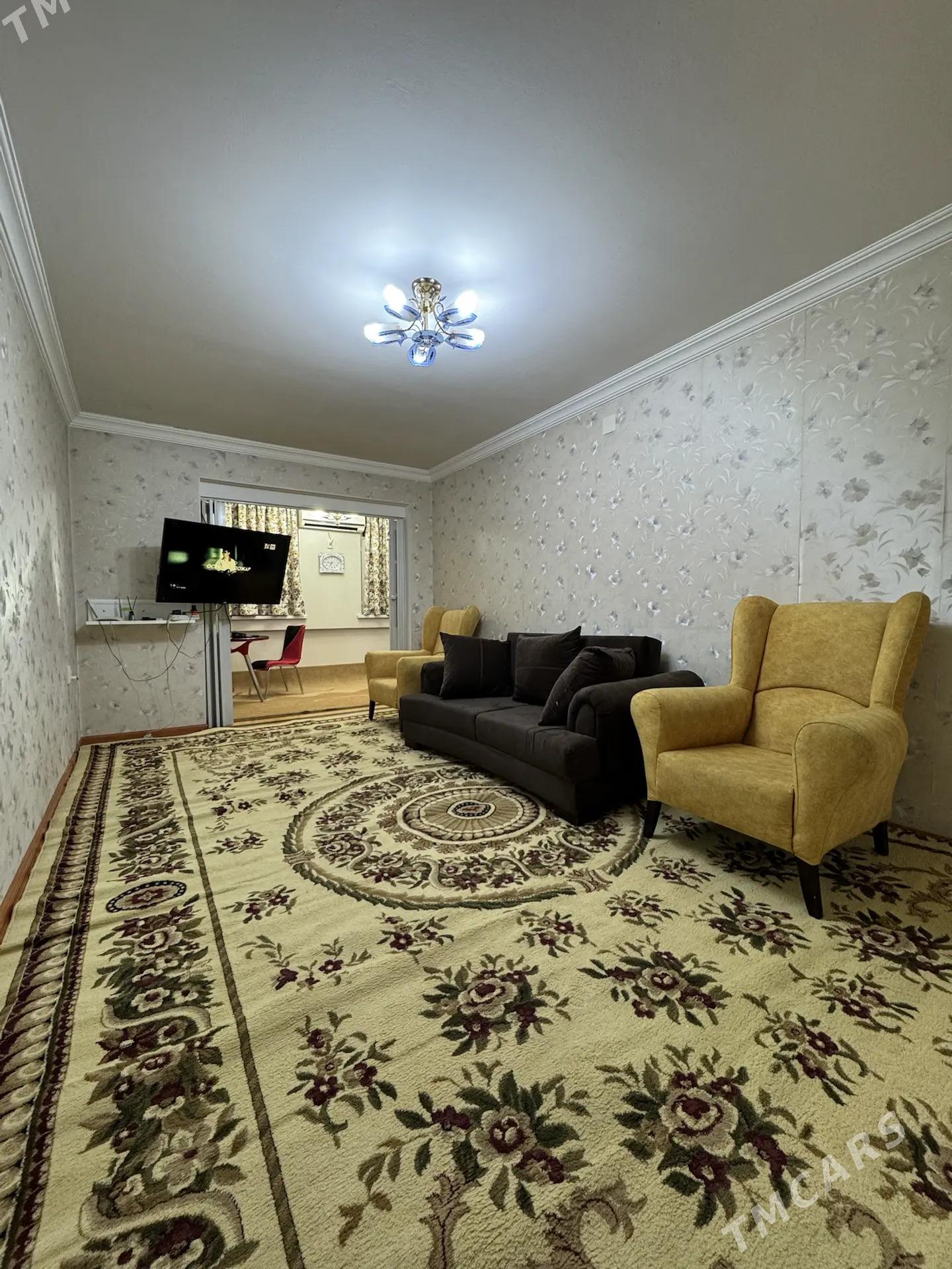 11-Mkr. 2-Kom. Kwartira - 11 мкр - img 1