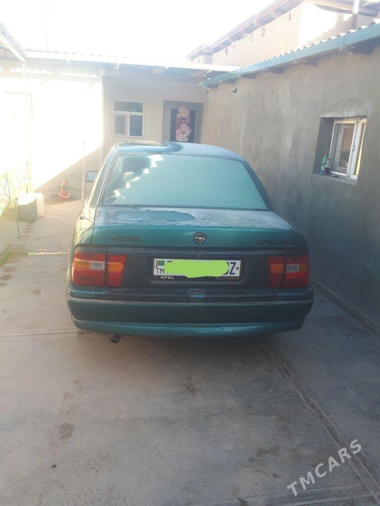 Opel Vectra 1993 - 34 000 TMT - Губадаг - img 1