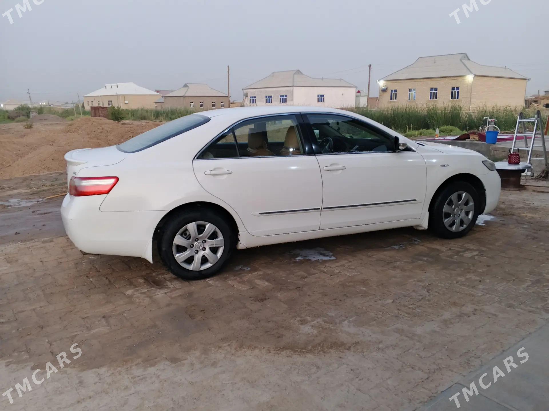 Toyota Camry 2008 - 170 000 TMT - Мары - img 1