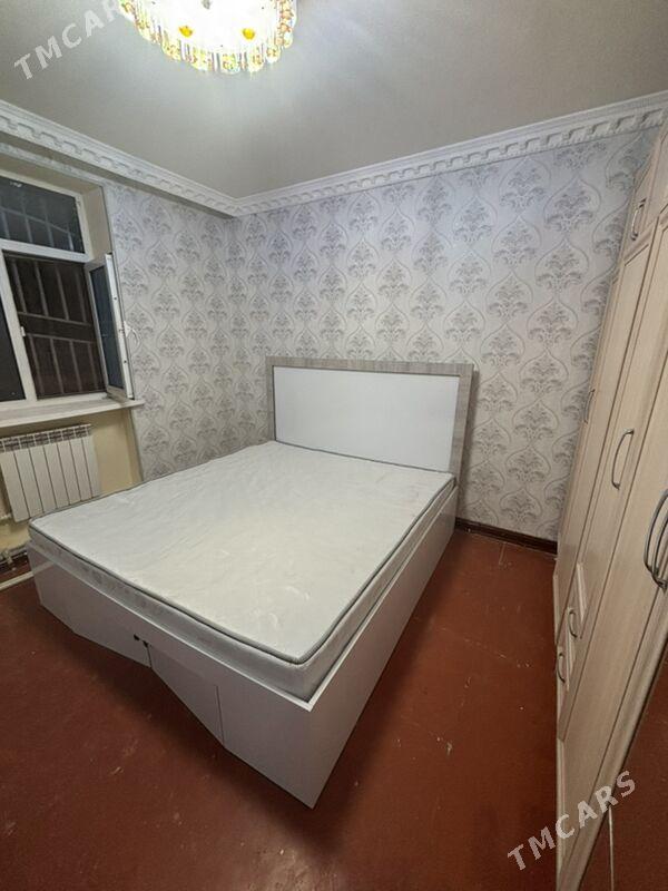 Spalny krowat - 2 мкр - img 1