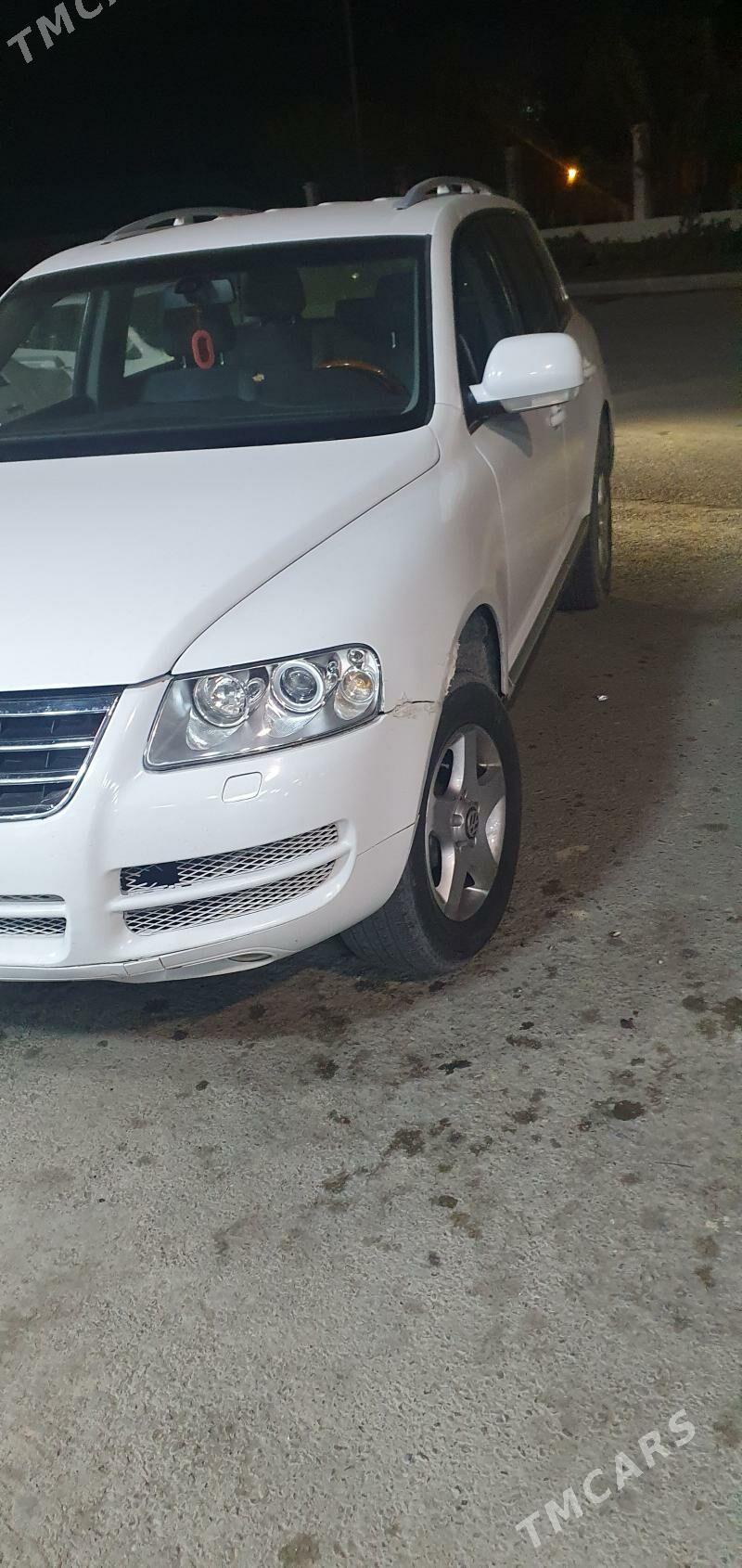 Volkswagen Touareg 2005 - 106 000 TMT - Анев - img 1