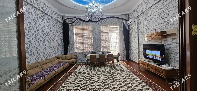 Продаётся элитная квартира - ул. Подвойского (Битарап Туркменистан шаёлы) - img 1