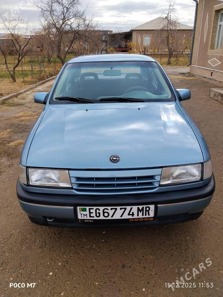 Opel Vectra 1990 - 38 000 TMT - Мары - img 1