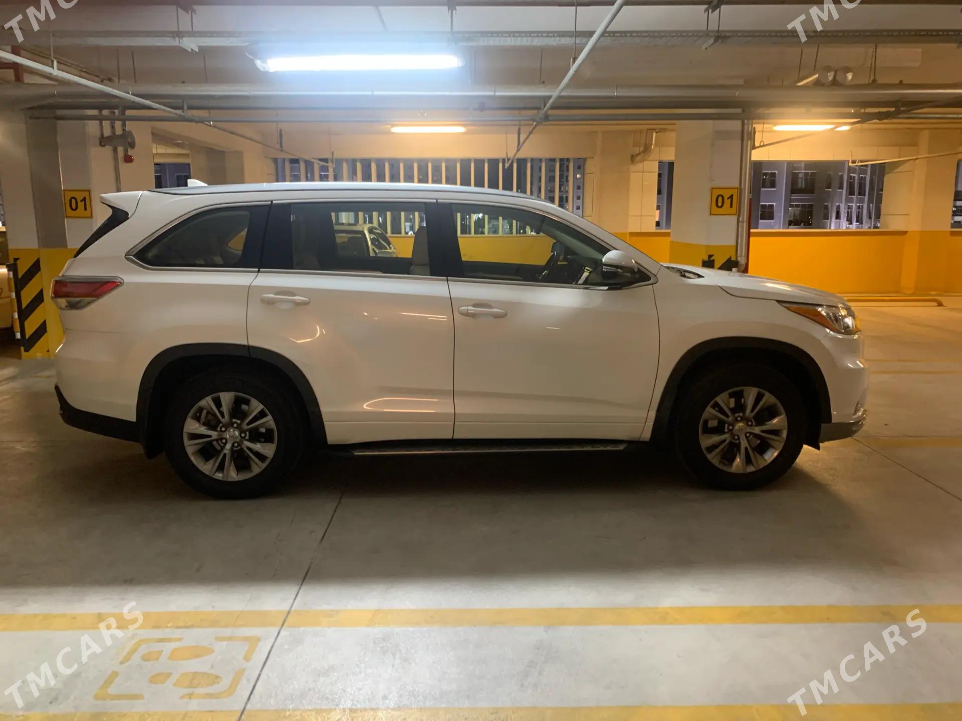 Toyota Highlander 2016 - 420 000 TMT - Aşgabat - img 1