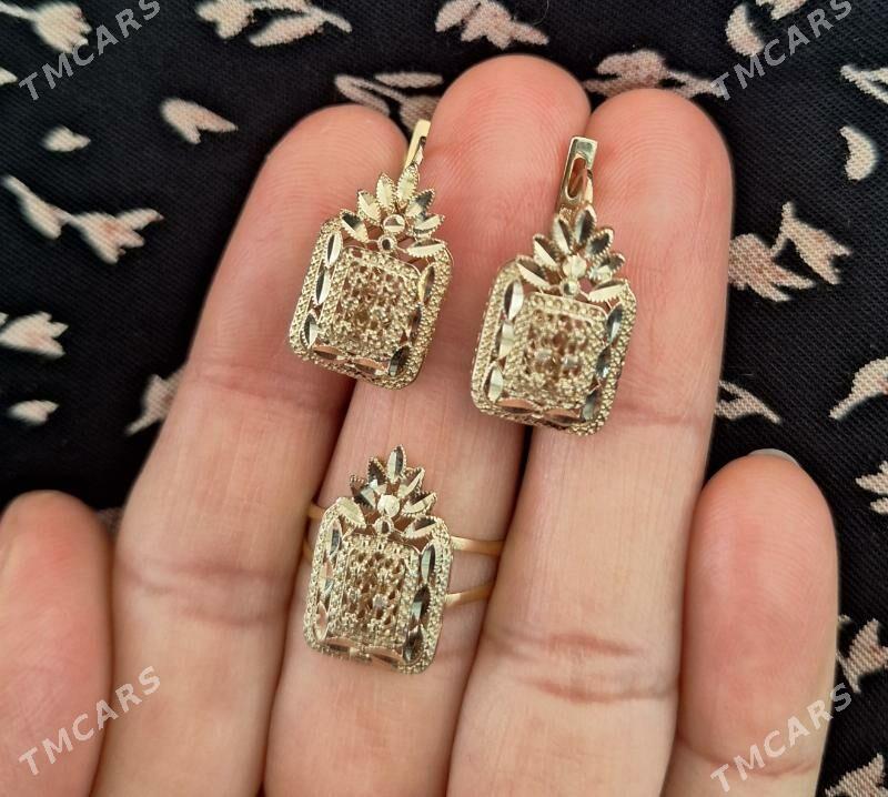 Gyzyl komplekt - Aşgabat - img 1