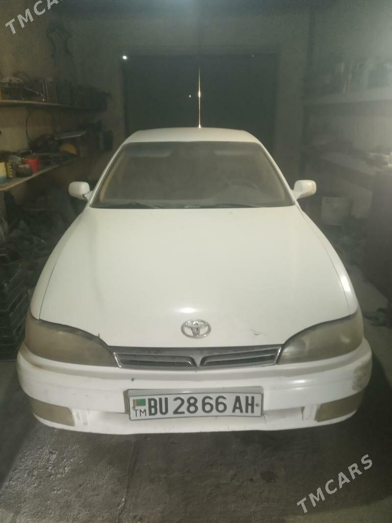 Toyota Camry 1993 - 30 000 TMT - Гумдаг - img 1