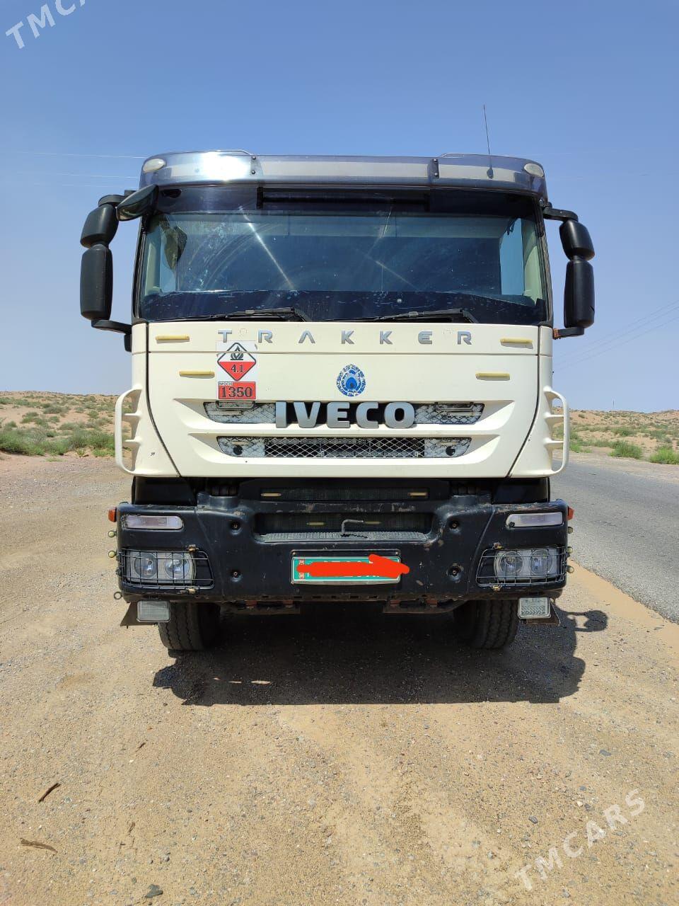 Iveco Trakker 2010 - 500 000 TMT - Türkmenabat - img 1