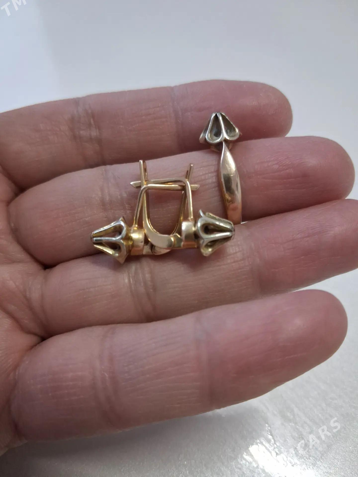 gyzyl komplekt - Дашогуз - img 1