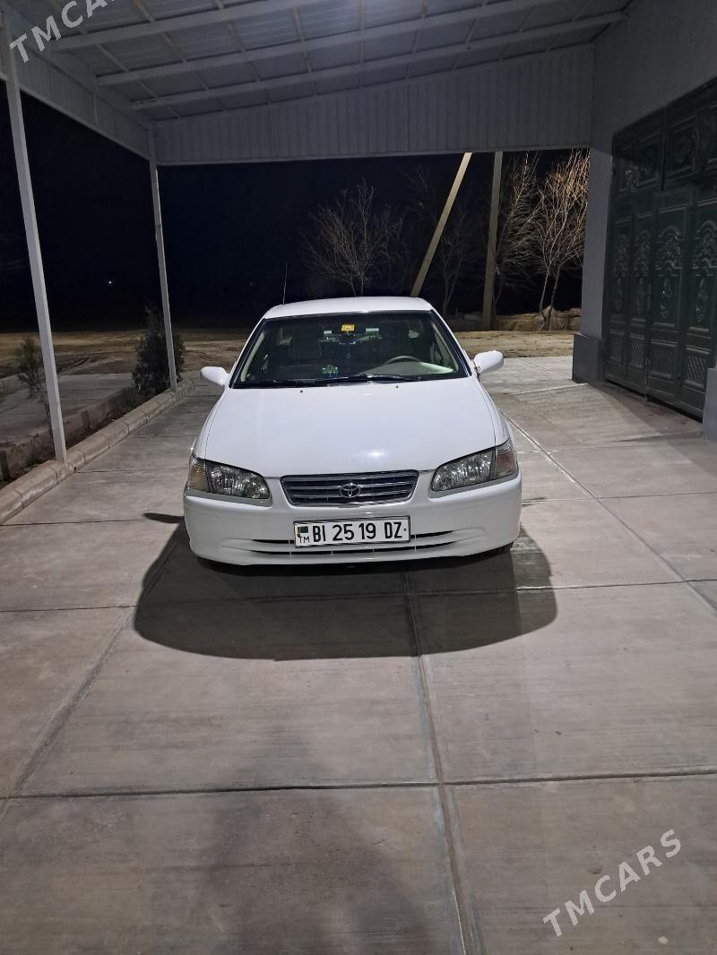 Toyota Camry 2000 - 200 000 TMT - етр. Туркменбаши - img 1