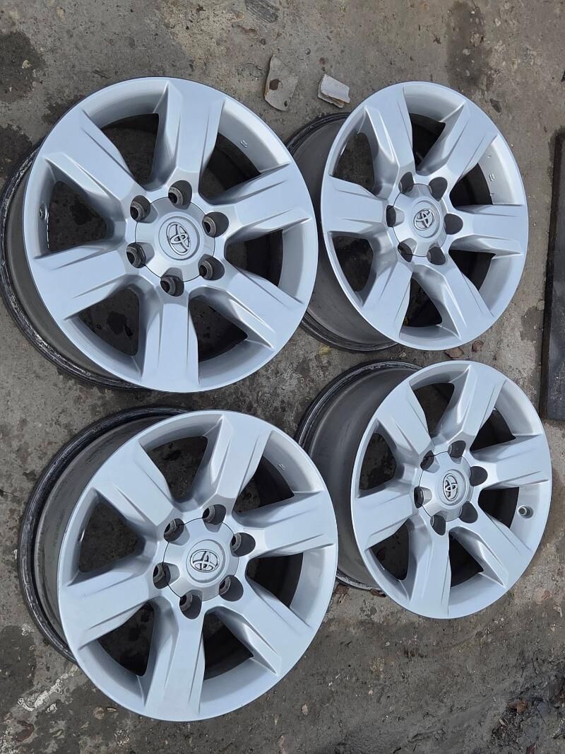 Prada Diska R17 6 500 TMT - Туркменбаши - img 1