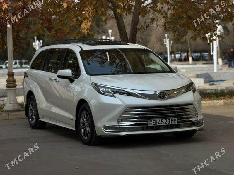 Toyota Sienna 2021 - 600 000 TMT - Мары - img 1