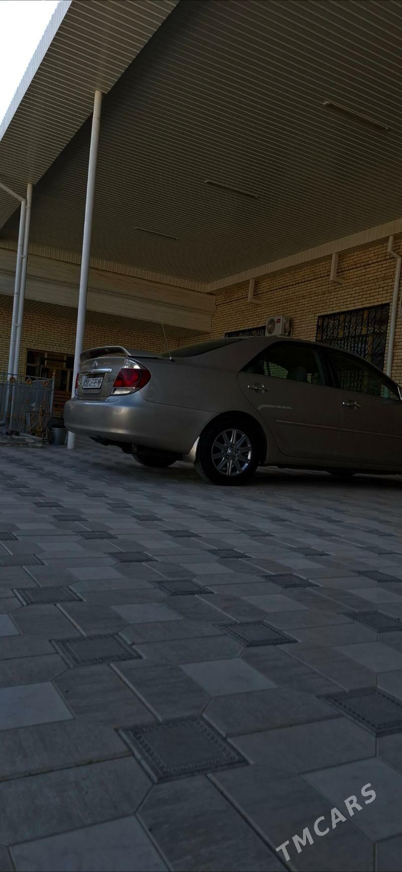 Toyota Camry 2005 - 261 000 TMT - Векильбазар - img 1