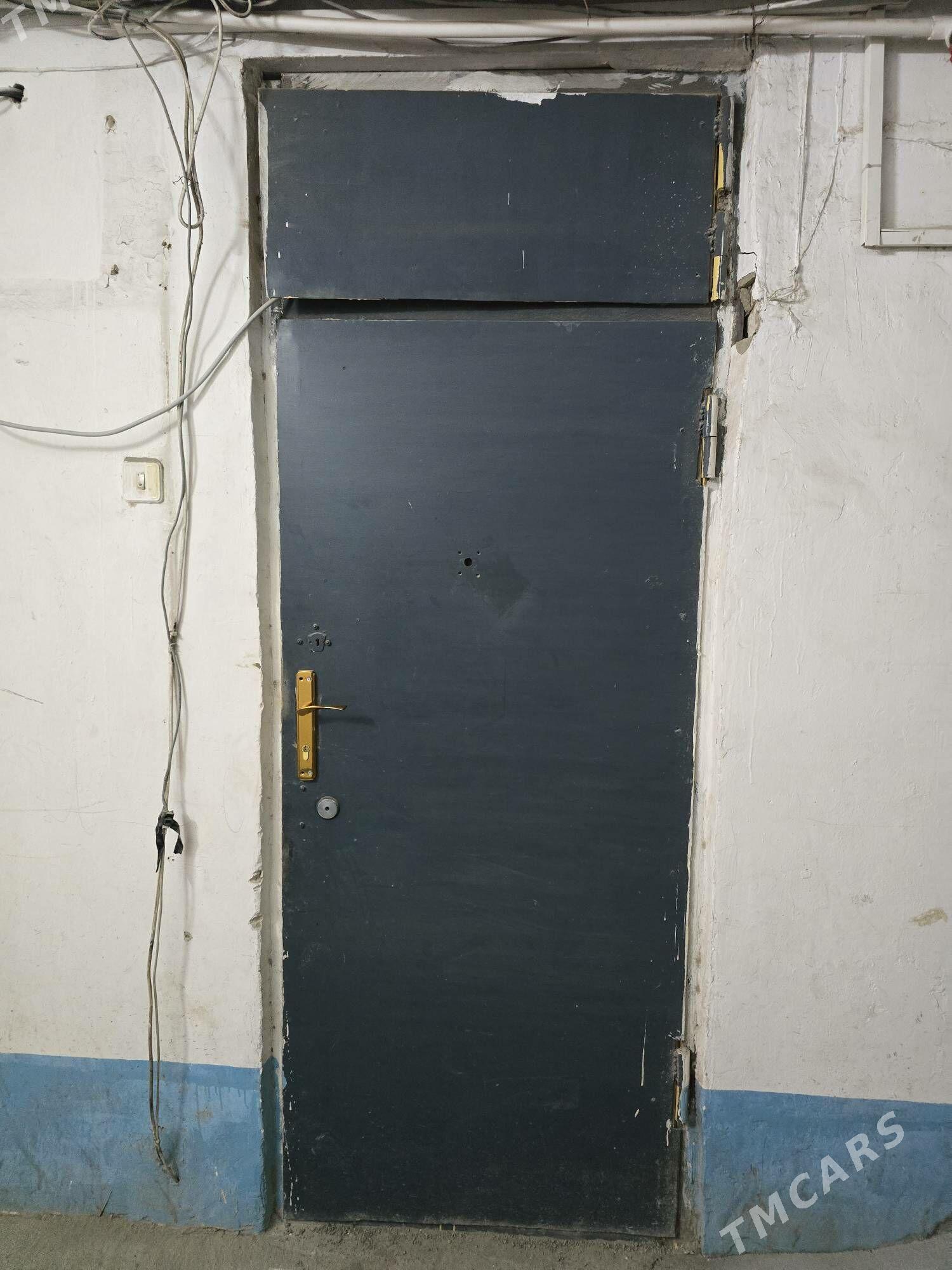 железная дверь - 1 мкр - img 1