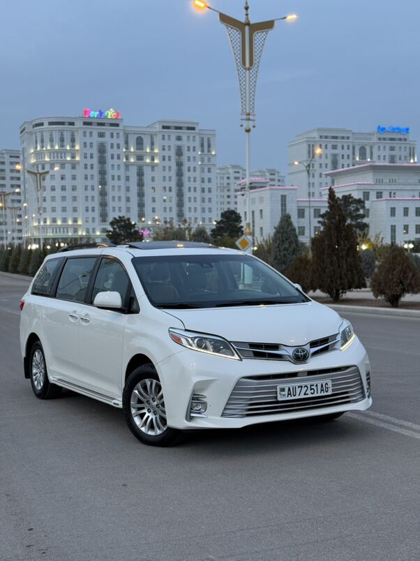 Toyota Sienna 2018 - 415 000 TMT - Ашхабад - img 1