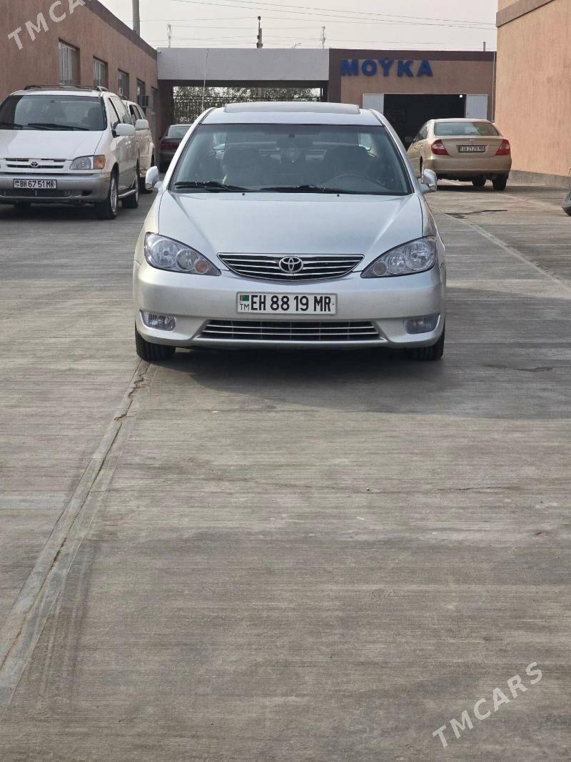 Toyota Camry 2005 - 220 000 TMT - Мары - img 1
