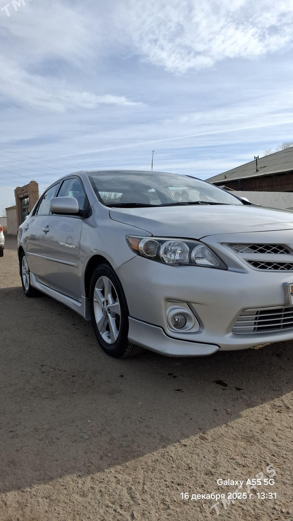 Toyota Corolla 2011 - 170 000 TMT - Дашогуз - img 1