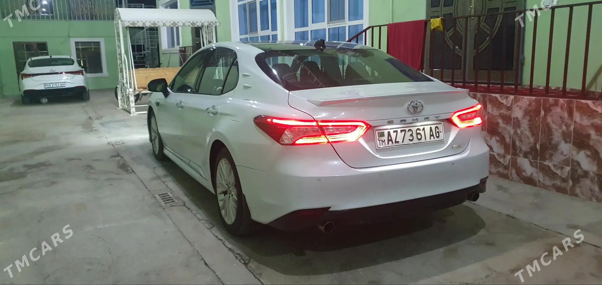 Toyota Camry 2018 - 380 000 TMT - Чоганлы - img 1