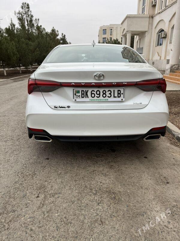 Toyota Avalon 2020 - 457 000 TMT - Туркменабат - img 1