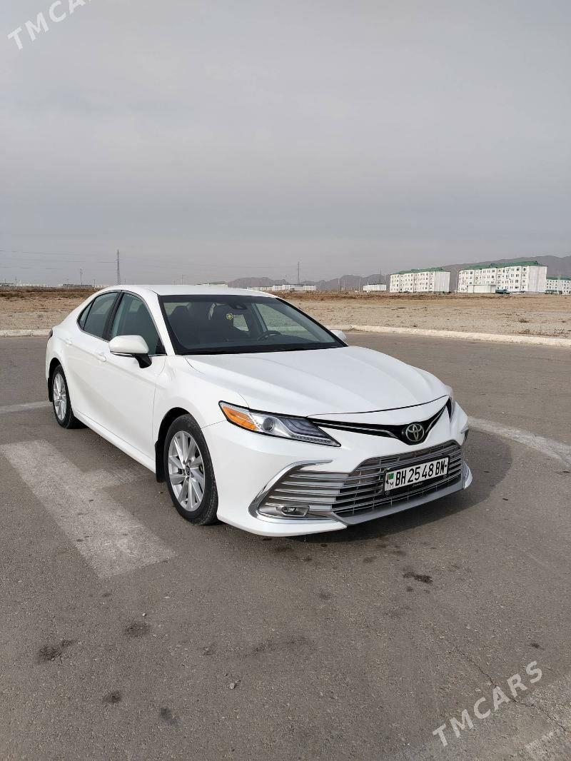 Toyota Camry 2022 - 340 000 TMT - Балканабат - img 1