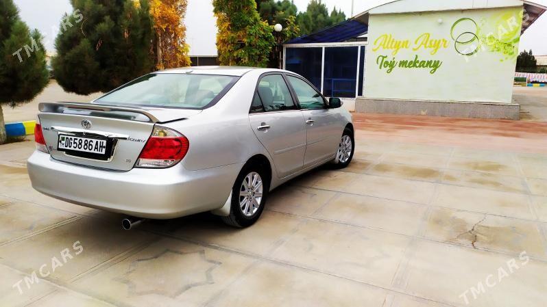 Toyota Camry 2005 - 165 000 TMT - Теджен - img 1