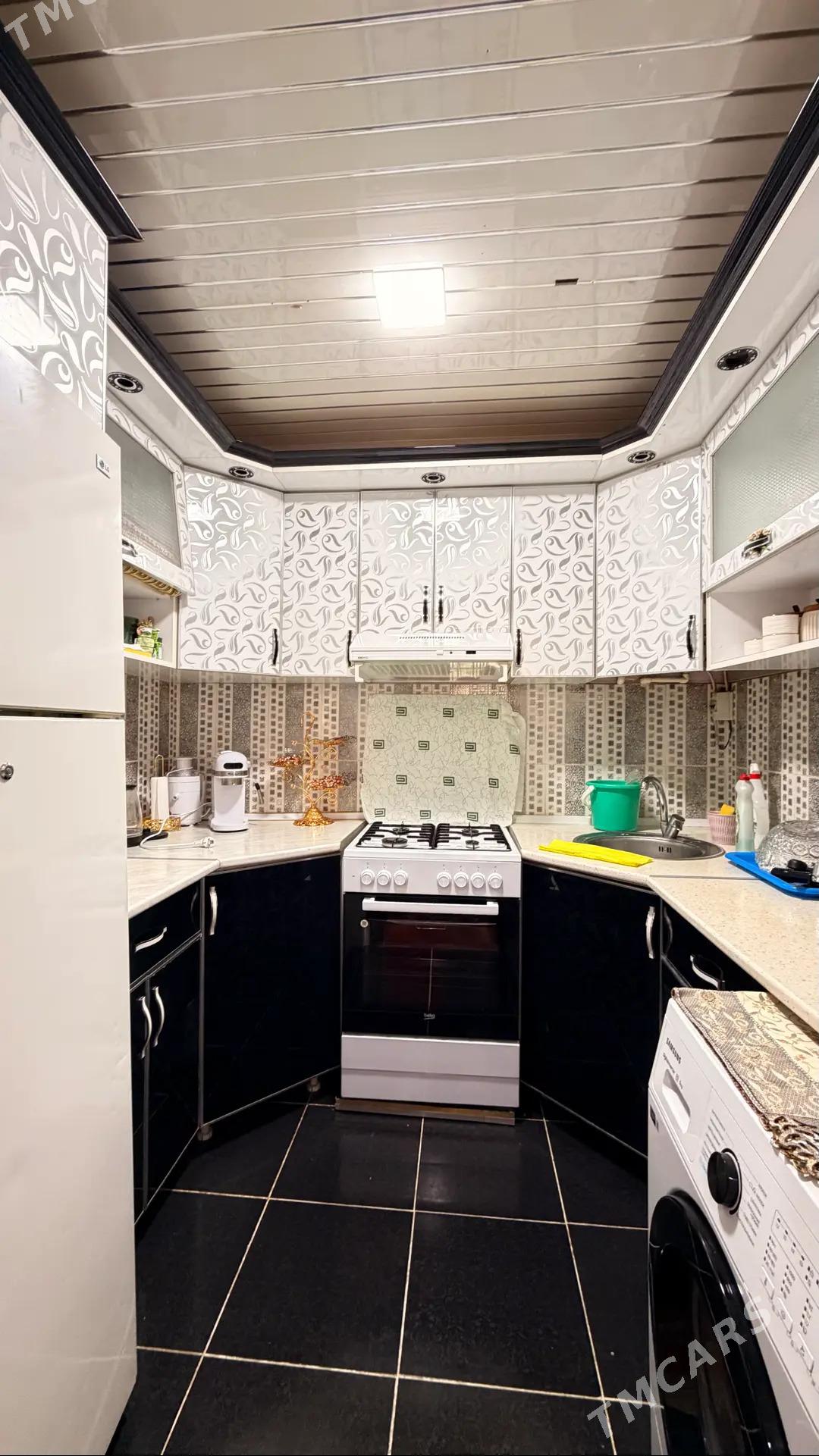 11mkr - 11 mkr - img 1