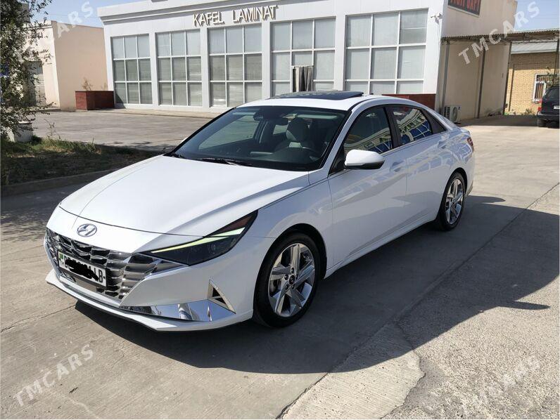 Hyundai Elantra 2021 - 289 000 TMT - Туркменабат - img 1