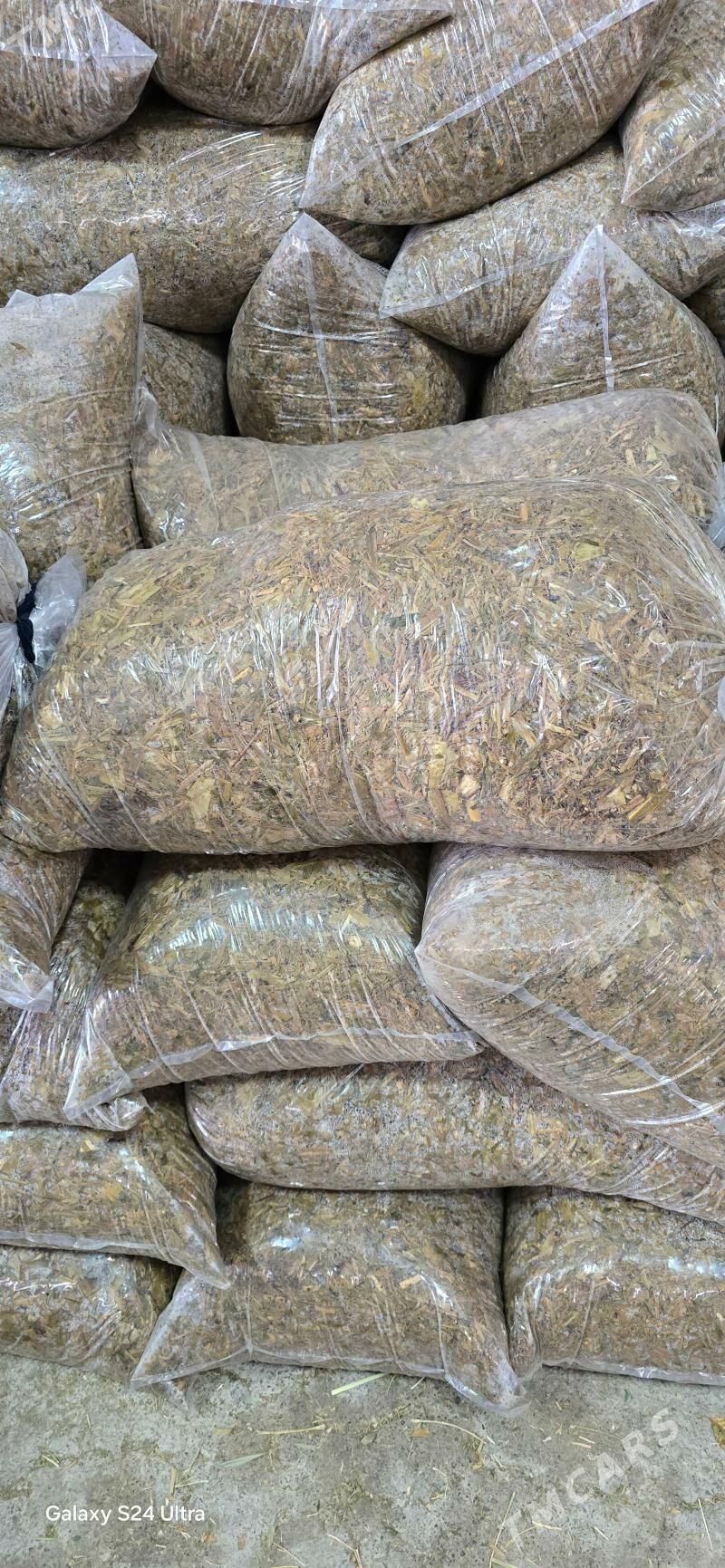 silos - Анев - img 1