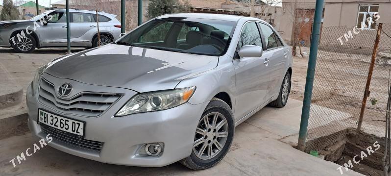 Toyota Camry 2010 - 210 000 TMT - Кёнеургенч - img 1