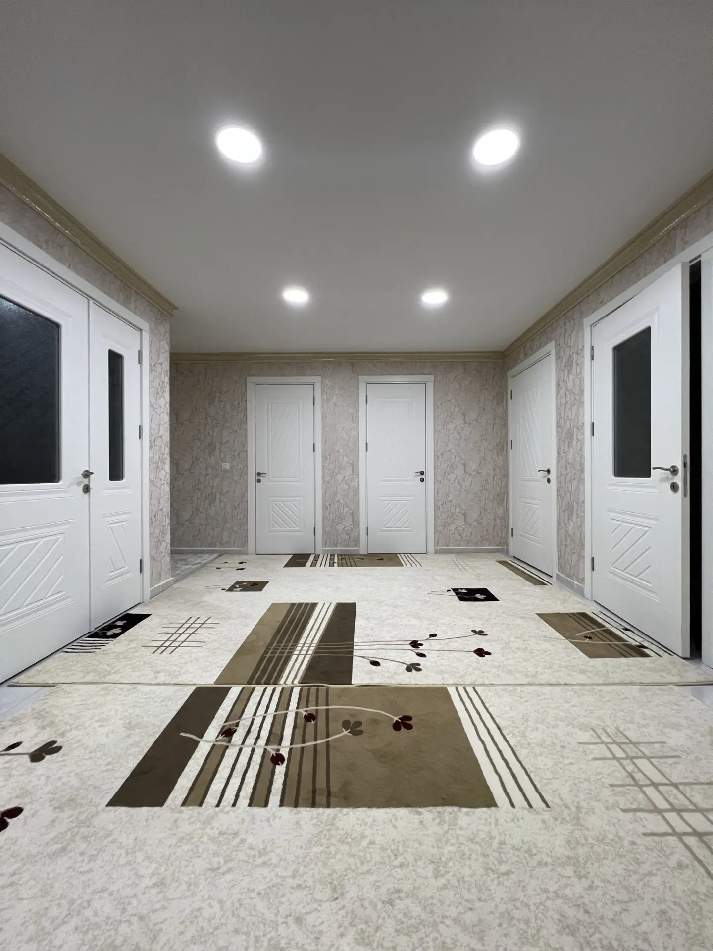 GURTLY 4KOMNAT - Gurtly - img 1