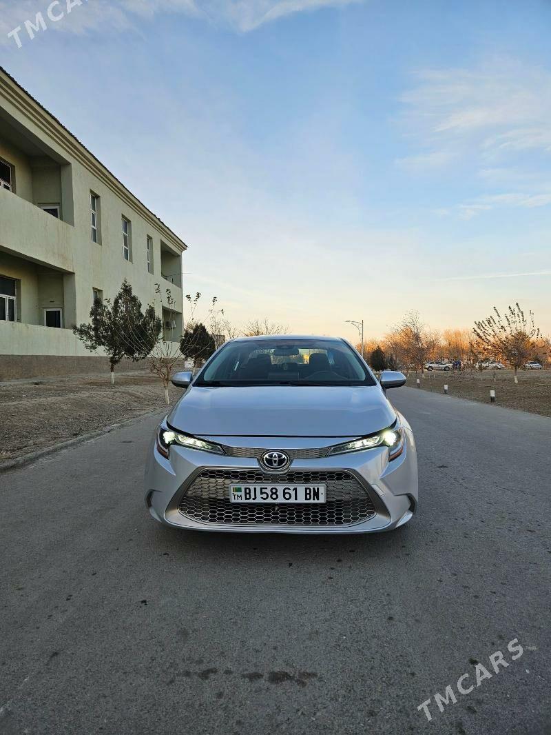 Toyota Corolla 2021 - 300 000 TMT - Берекет - img 1