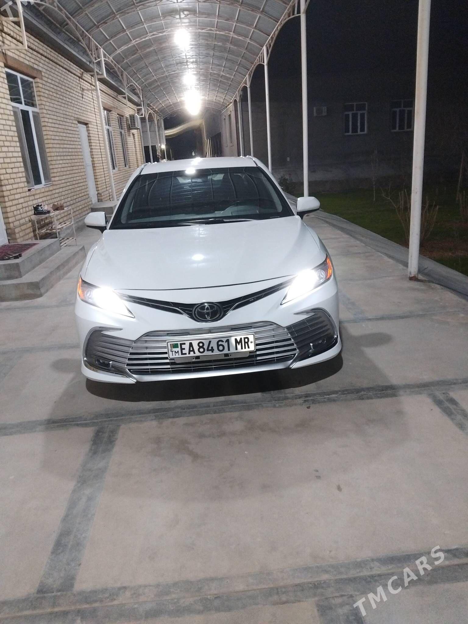 Toyota Camry 2021 - 330 000 TMT - Мары - img 1