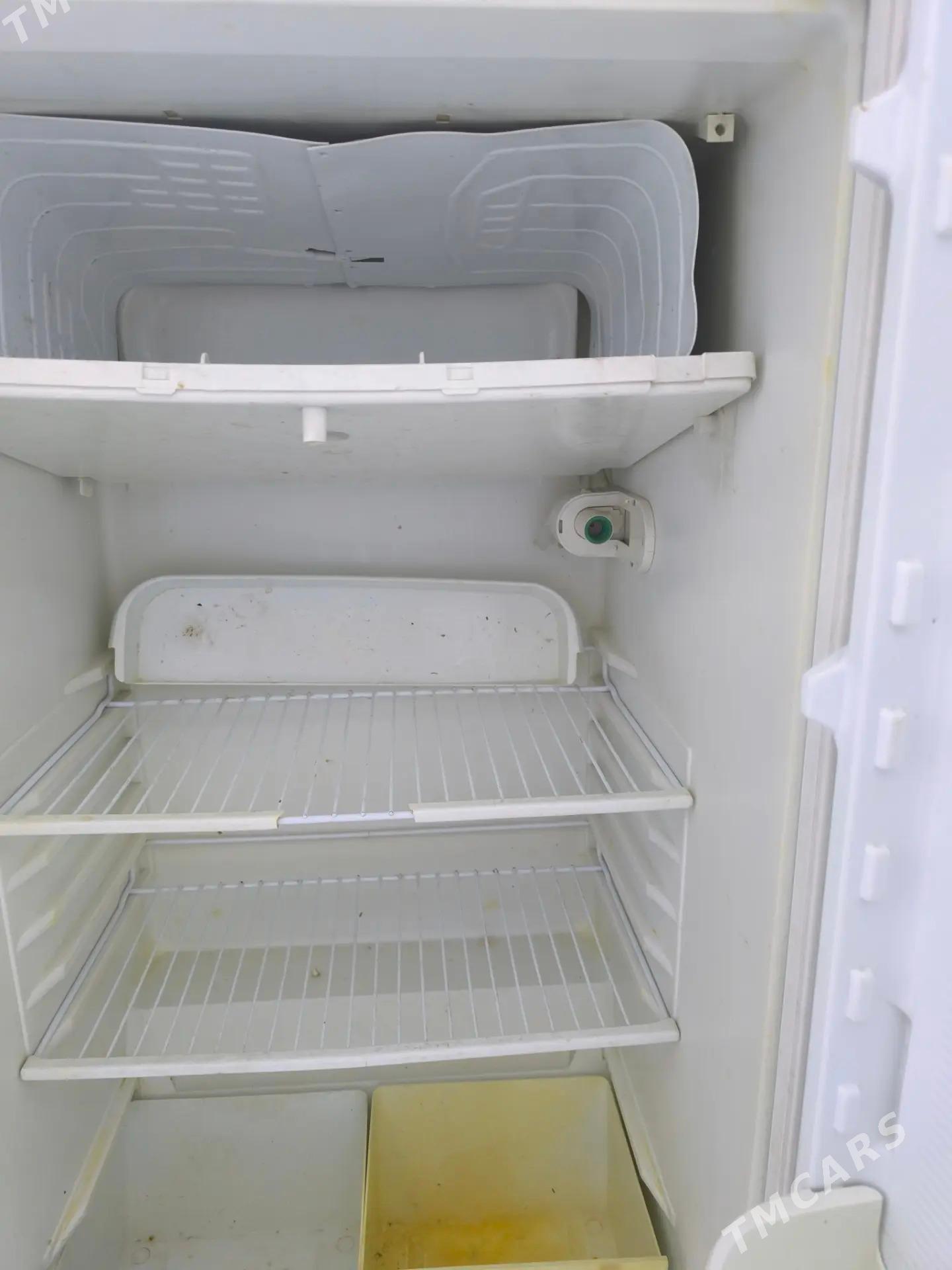 holodilnik - Büzmeýin - img 1