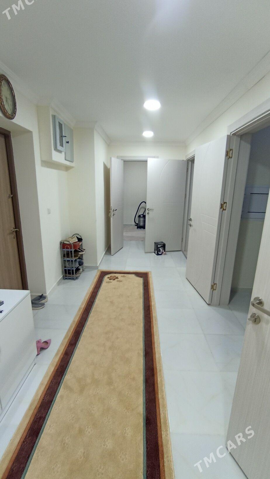 gurtly - Gurtly - img 1